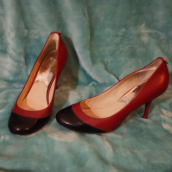 Michael Kors Red and Black Leather Round Toe High Heel Pumps - Size 8.5 - Picture 6 of 8